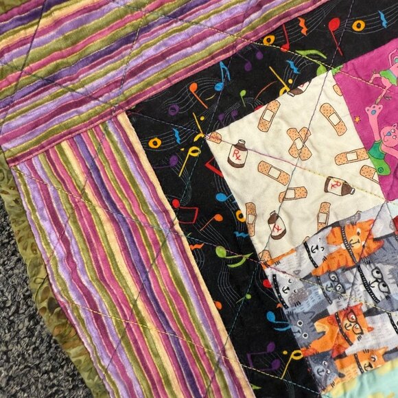 Handmade I Spy Patchwork Quilt 38"x38" By Denise Allen Multicolor Cotton Fabric - Picture 4 of 6